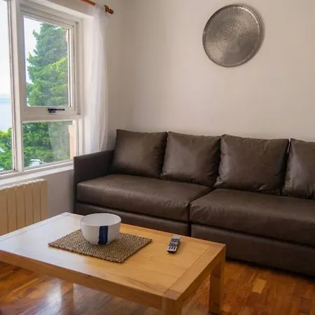 Hermoso Departamento Frente Al Lago Con Cochera San Carlos de Bariloche Exterior photo